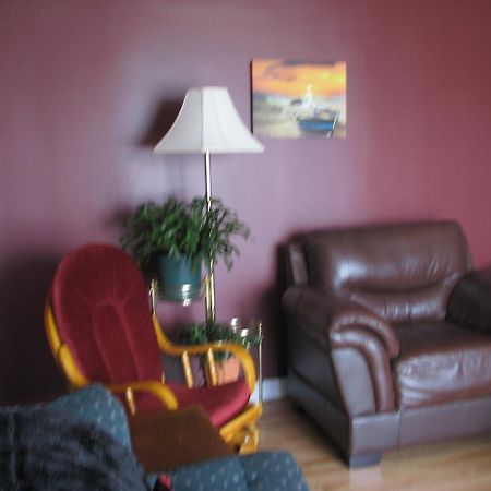 Right Off Da Boat B&B Channel-Port aux Basques Exterior photo